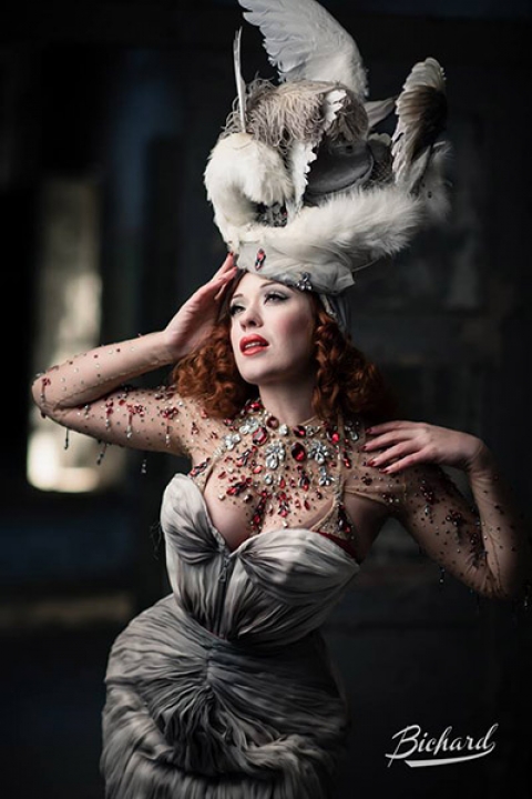 00_perf_117 Lada_Redstar -sara-_costantini_-costume