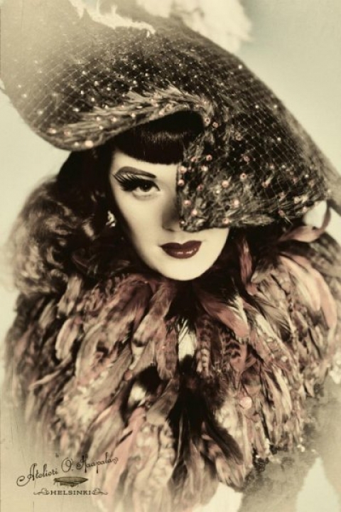 00_perf_135 Lada_Redstar -sara-_costantini_-costume