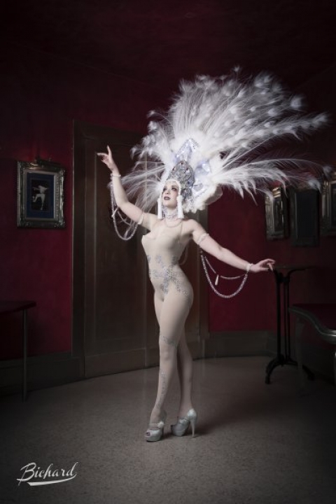 00_perf_118 Lada_Redstar -sara-_costantini_-costume